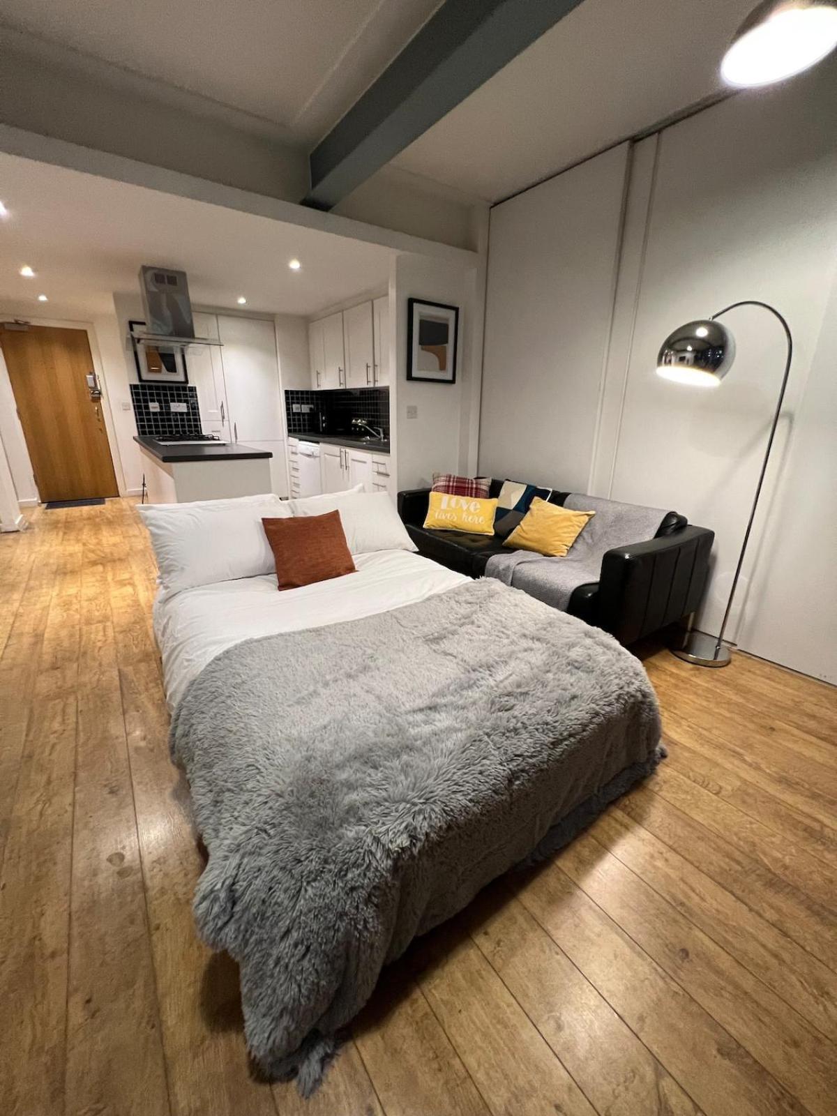 2Bed Stratford Apt With Easy Access To Central London, O2, Excel, Parking Nearby מראה חיצוני תמונה
