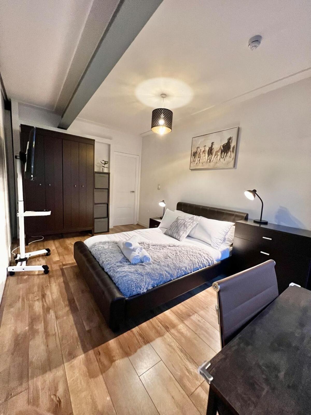 2Bed Stratford Apt With Easy Access To Central London, O2, Excel, Parking Nearby מראה חיצוני תמונה